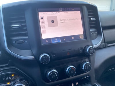 2022 RAM 1500 Big Horn Quad Cab 4x4 6'4' Box