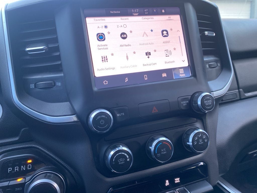 2022 RAM 1500 Big Horn Quad Cab 4x4 6'4' Box