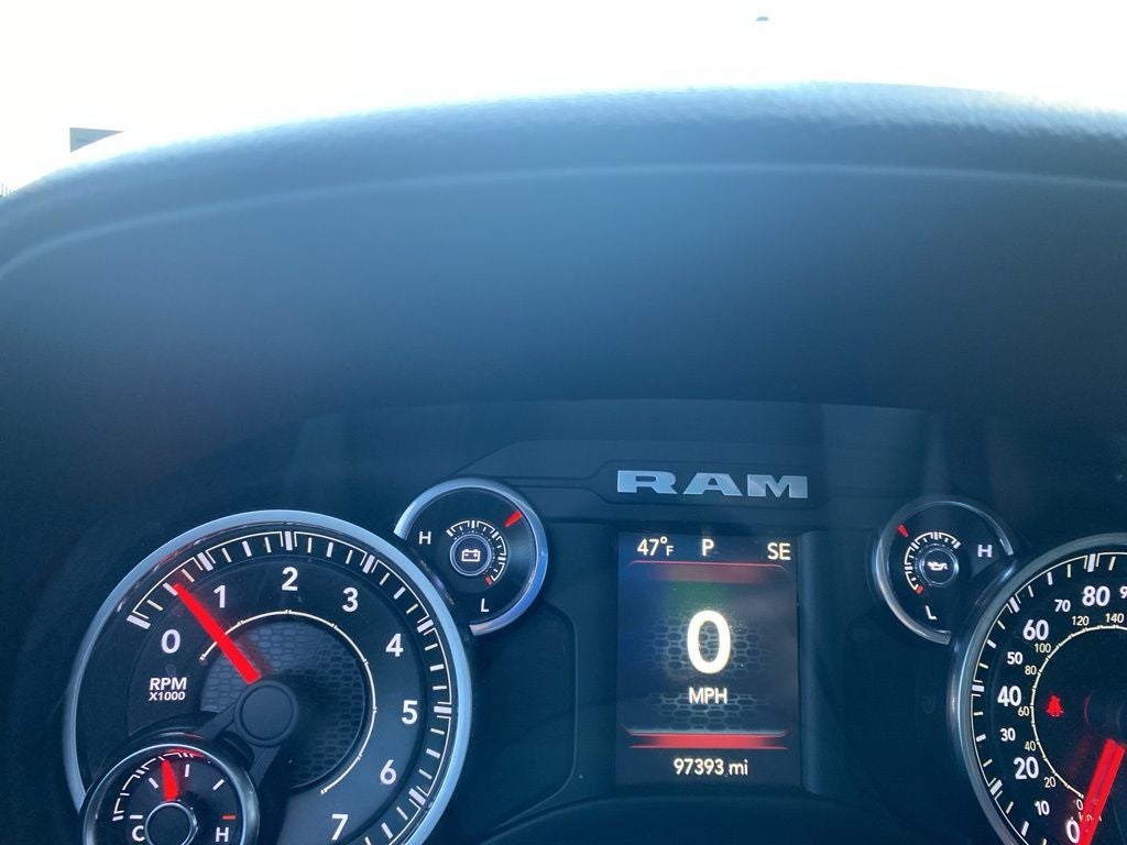 2022 RAM 1500 Big Horn Quad Cab 4x4 6'4' Box