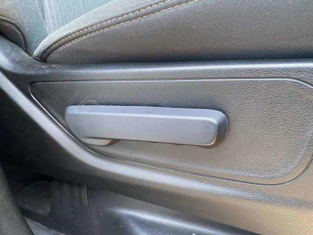 2022 RAM 1500 Big Horn Quad Cab 4x4 6'4' Box