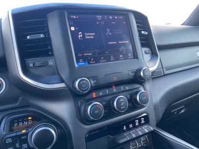 2022 RAM 1500 Big Horn Quad Cab 4x4 6'4' Box