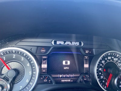 2022 RAM 1500 Big Horn Quad Cab 4x4 6'4' Box