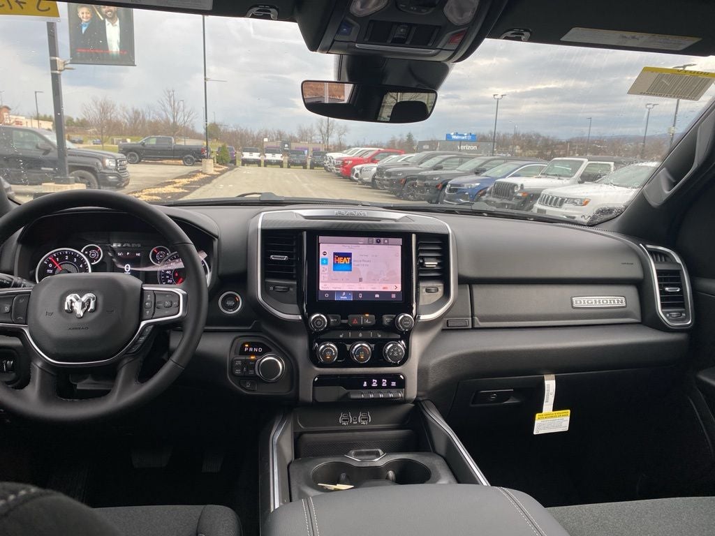 2026 RAM 1500 RAM 1500 BIG HORN CREW CAB 4X4 5'7' BOX