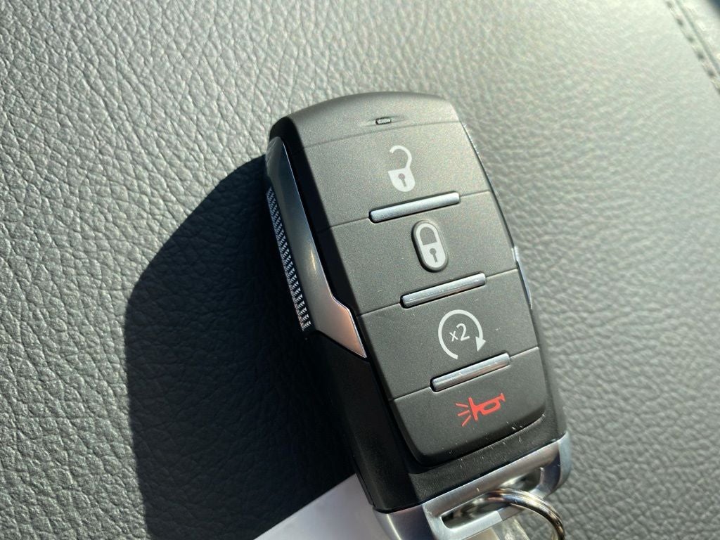 2026 RAM 1500 RAM 1500 BIG HORN CREW CAB 4X4 5'7' BOX