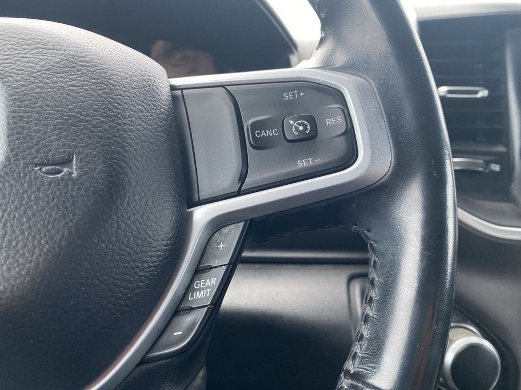 2021 RAM 1500 Big Horn Crew Cab 4x4 5'7' Box