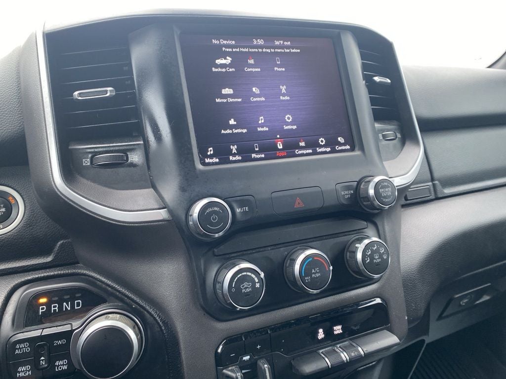 2021 RAM 1500 Big Horn Crew Cab 4x4 5'7' Box