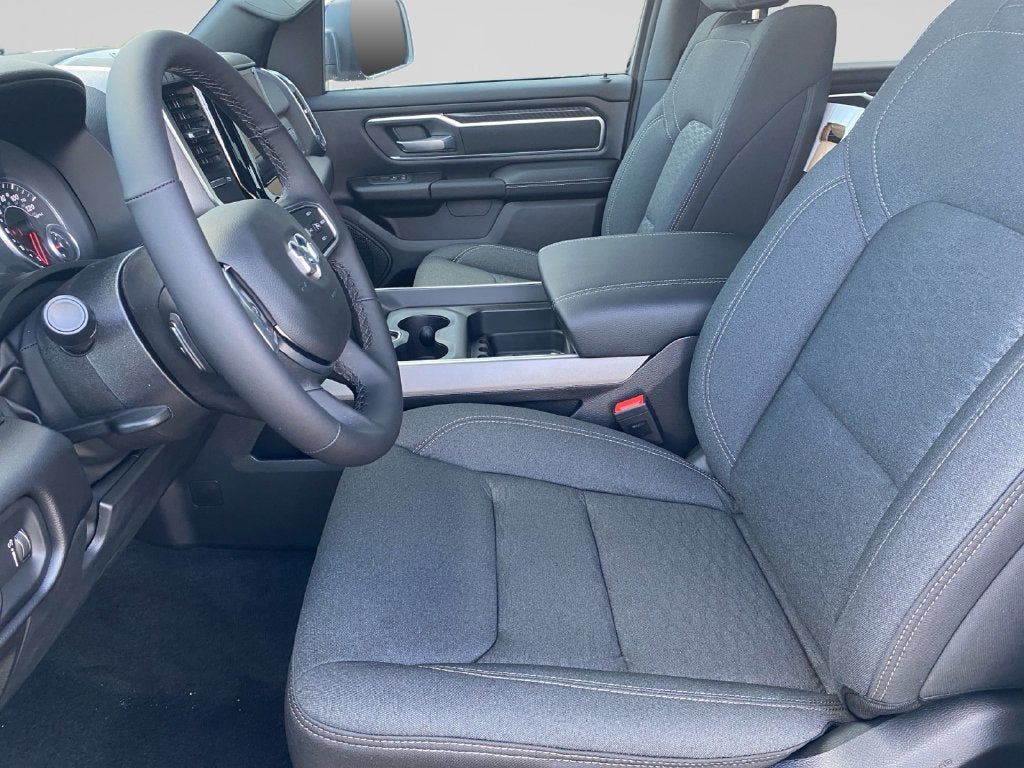 2027 RAM 1500 Big Horn/Lone Star