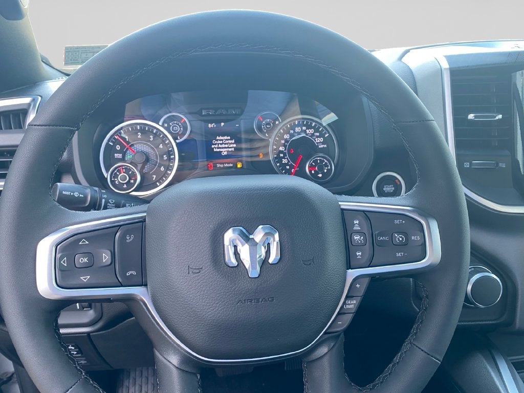 2027 RAM 1500 Big Horn/Lone Star