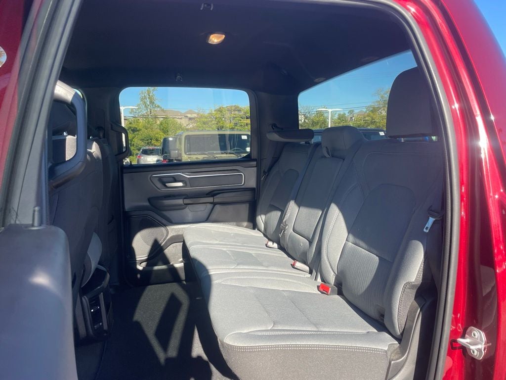 2022 RAM 1500 Big Horn Crew Cab 4x4 5'7' Box