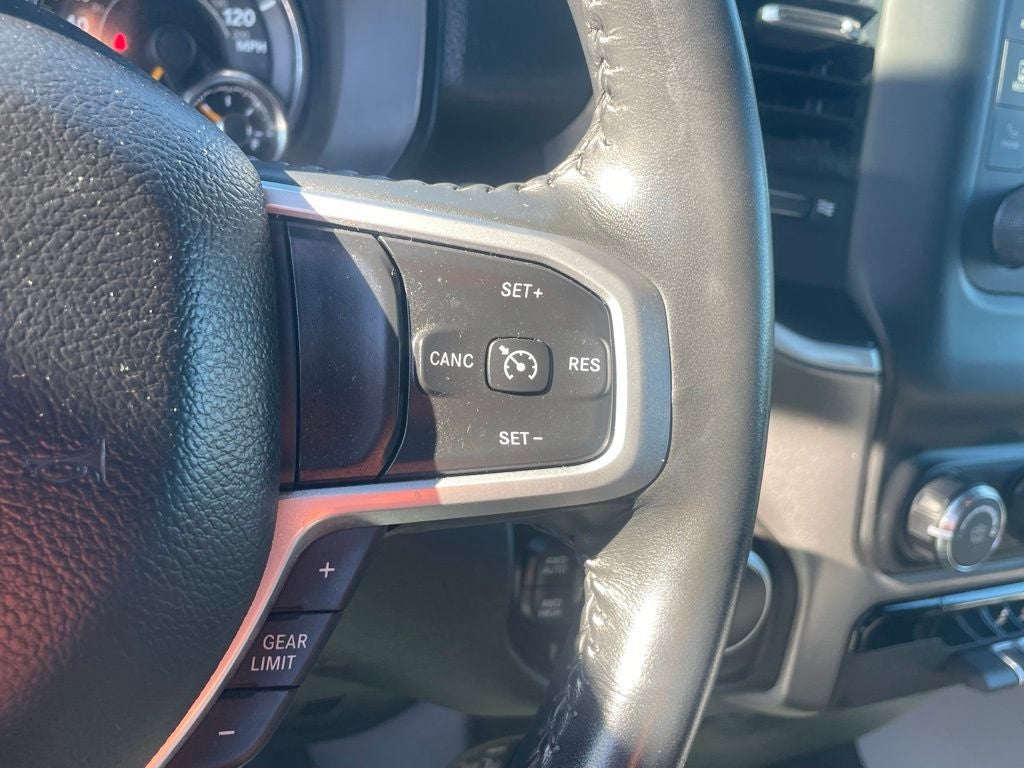 2022 RAM 1500 Big Horn Crew Cab 4x4 5'7' Box