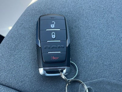 2022 RAM 1500 Big Horn Crew Cab 4x4 5'7' Box