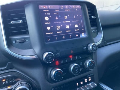 2022 RAM 1500 Big Horn Crew Cab 4x4 5'7' Box