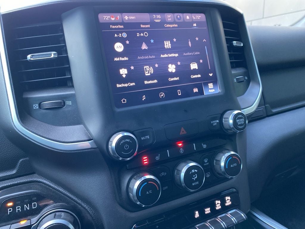 2022 RAM 1500 Big Horn Crew Cab 4x4 5'7' Box