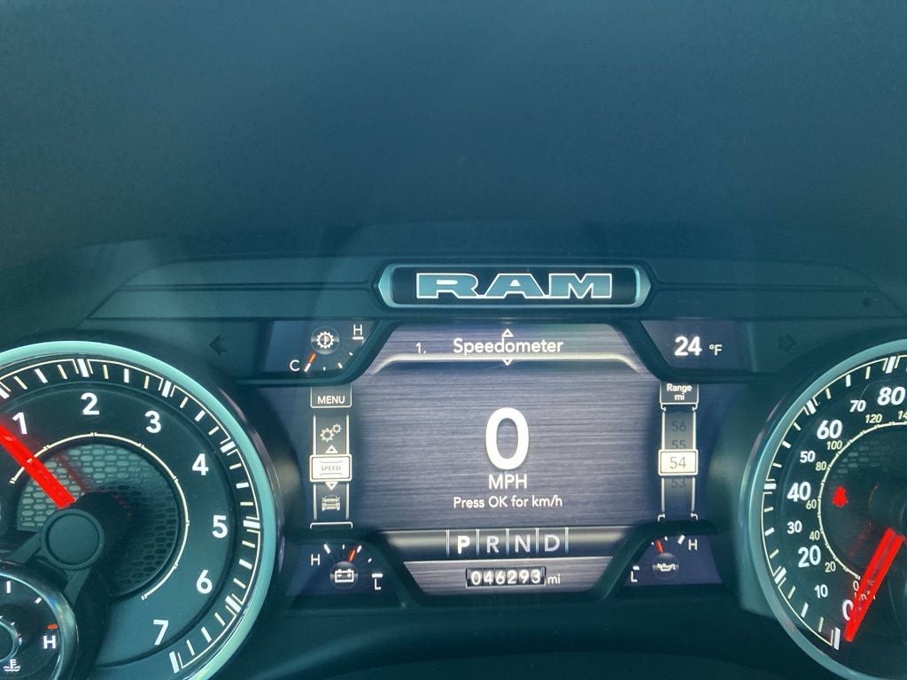 2022 RAM 1500 Big Horn Crew Cab 4x4 5'7' Box