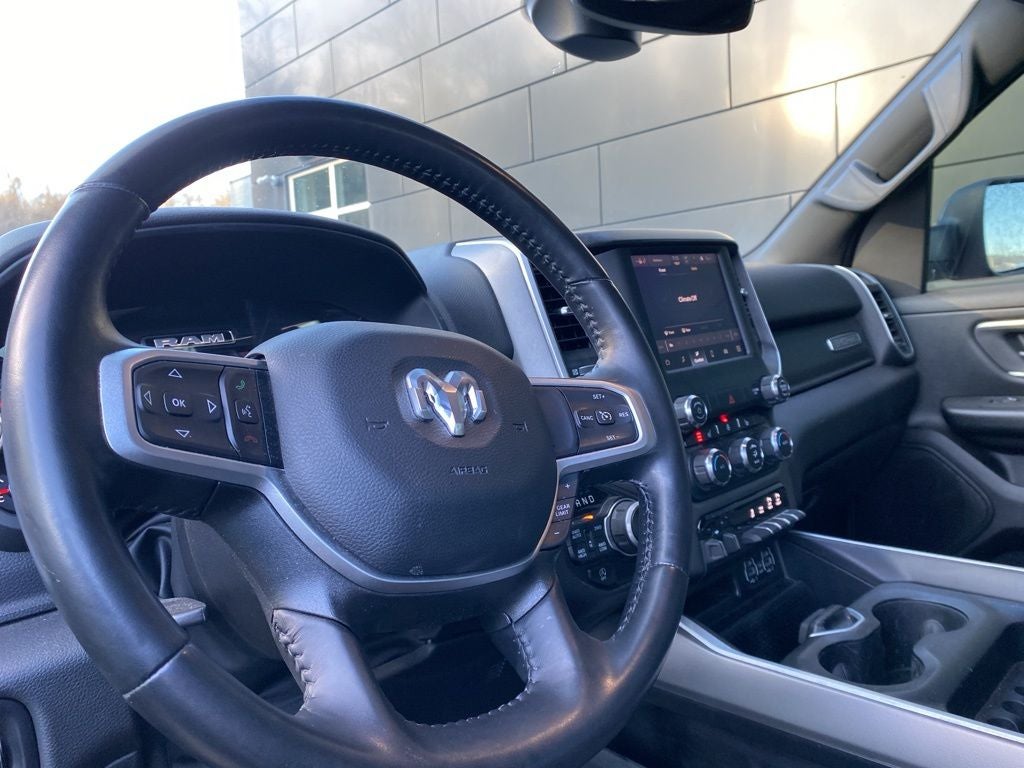 2022 RAM 1500 Big Horn Crew Cab 4x4 5'7' Box