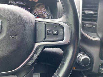 2020 RAM 1500 Big Horn Crew Cab 4x4 5'7' Box