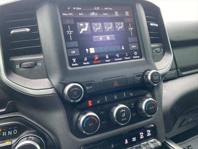 2020 RAM 1500 Big Horn Crew Cab 4x4 5'7' Box