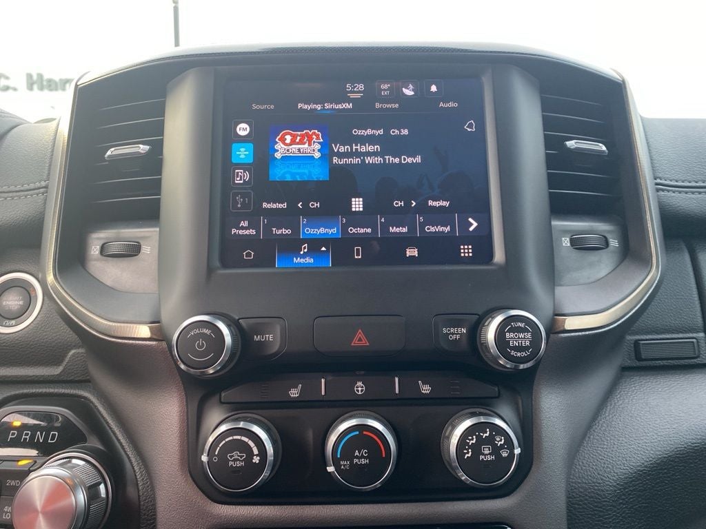 2026 RAM 1500 RAM 1500 BIG HORN CREW CAB 4X4 5'7' BOX