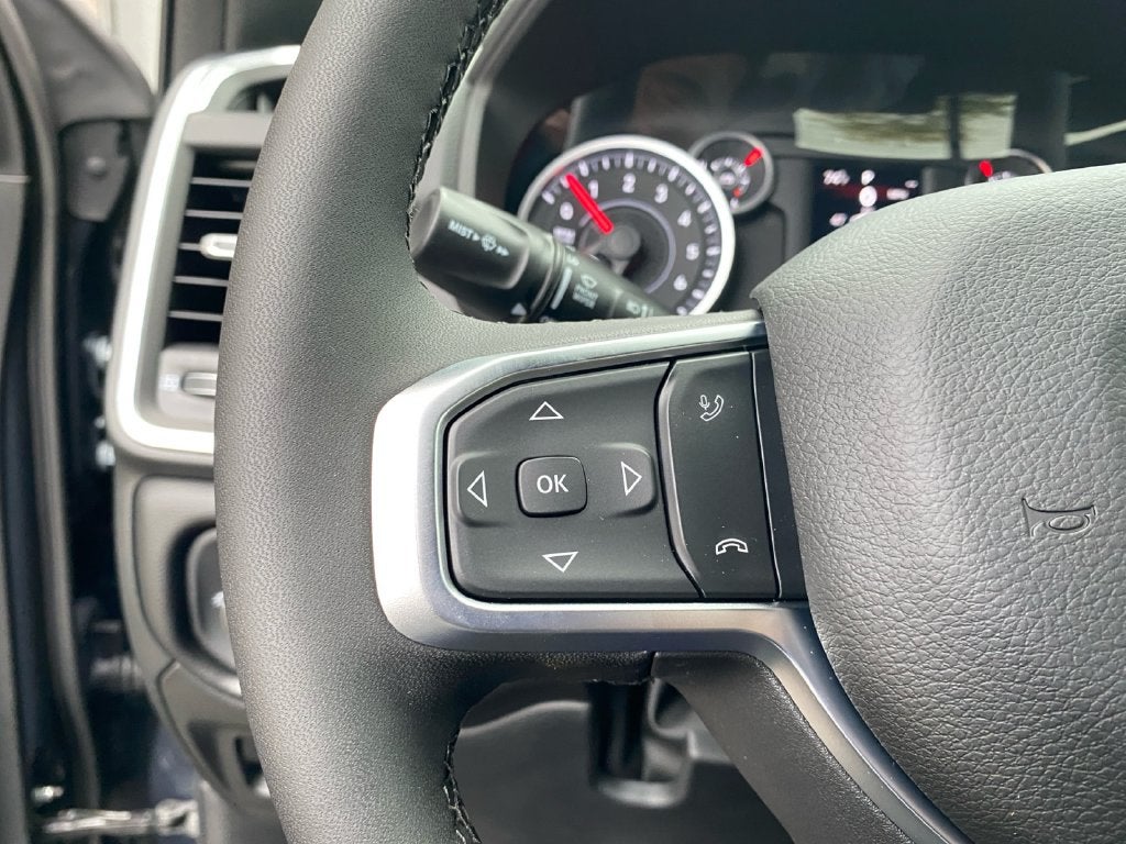 2027 RAM 1500 Big Horn/Lone Star