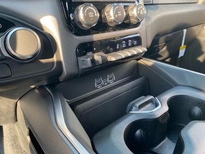 2027 RAM 1500 Big Horn/Lone Star