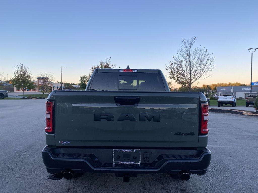 2026 RAM 1500 RAM 1500 TRADESMAN CREW CAB 4X4 5'7' BOX