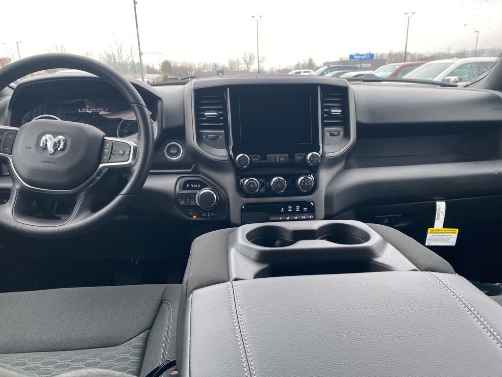 2026 RAM 1500 RAM 1500 WARLOCK CREW CAB 4X4 5'7' BOX