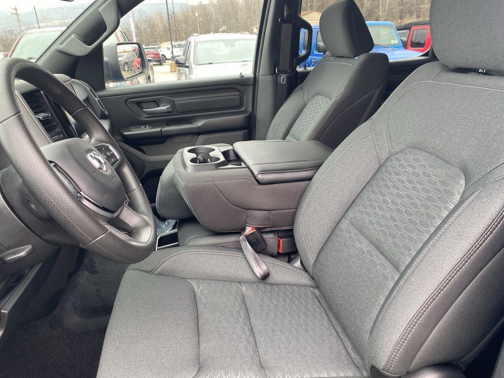 2026 RAM 1500 RAM 1500 WARLOCK CREW CAB 4X4 5'7' BOX