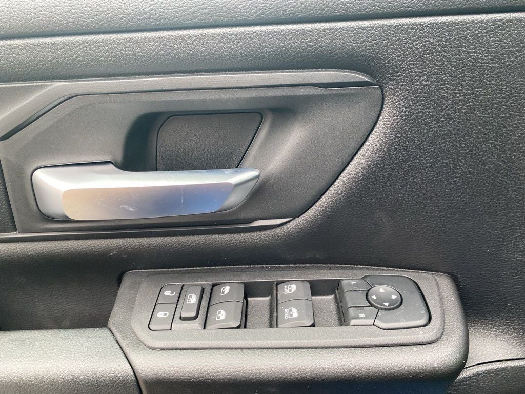 2026 RAM 1500 RAM 1500 WARLOCK CREW CAB 4X4 5'7' BOX