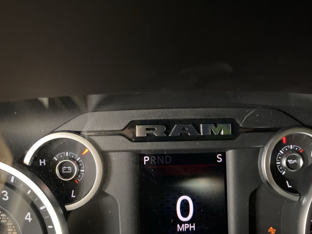 2026 RAM 1500 RAM 1500 WARLOCK CREW CAB 4X4 5'7' BOX