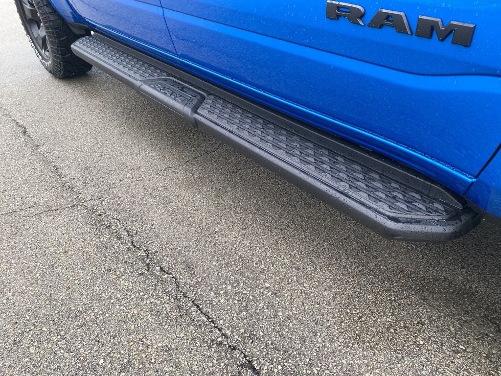 2026 RAM 1500 RAM 1500 WARLOCK CREW CAB 4X4 5'7' BOX