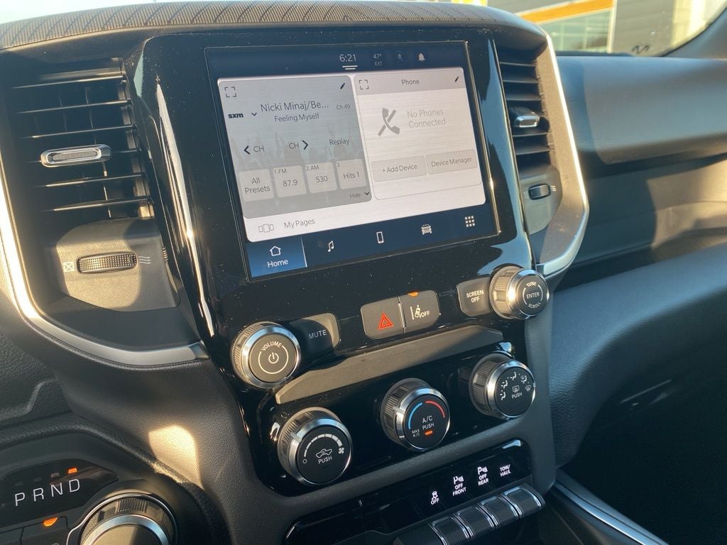 2026 RAM 1500 RAM 1500 EXPRESS CREW CAB 4X4 5'7' BOX