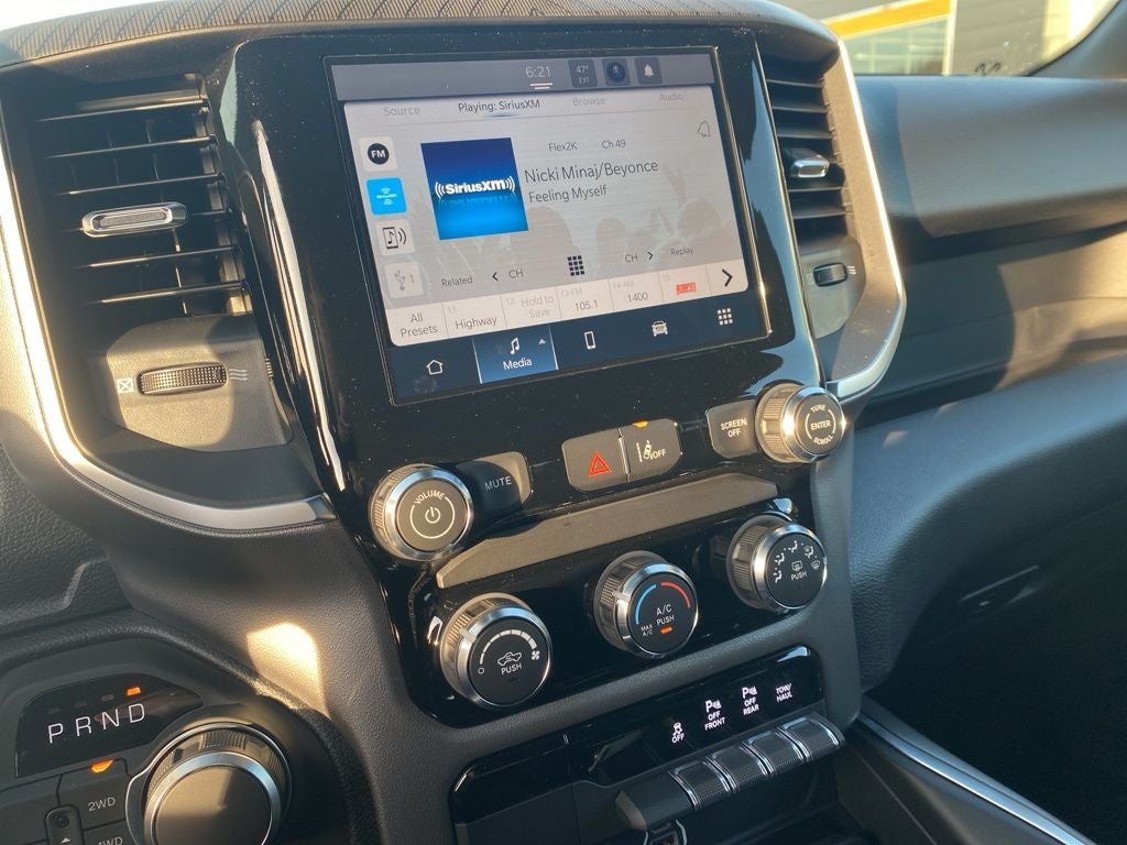 2026 RAM 1500 RAM 1500 EXPRESS CREW CAB 4X4 5'7' BOX