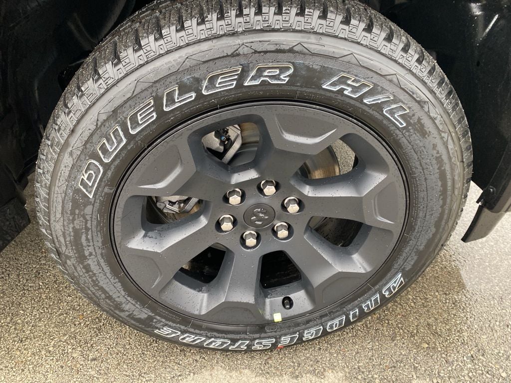 2026 RAM 1500 RAM 1500 EXPRESS CREW CAB 4X4 5'7' BOX