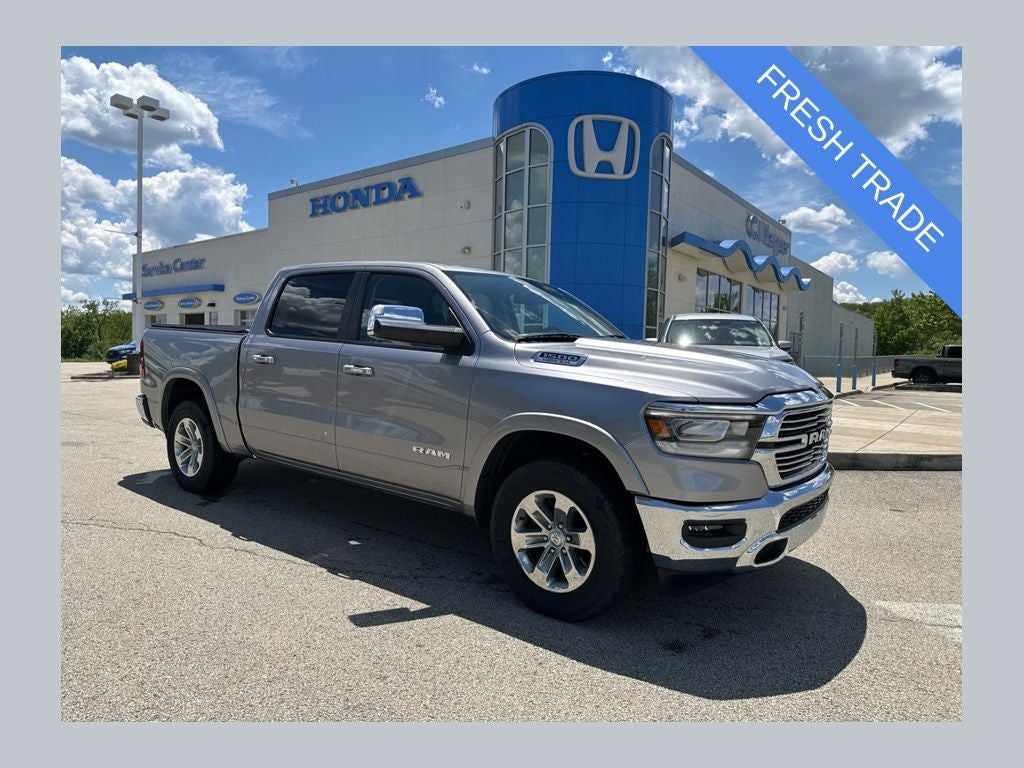 2019 RAM 1500 Laramie 4x4 Crew Cab 5'7's photo