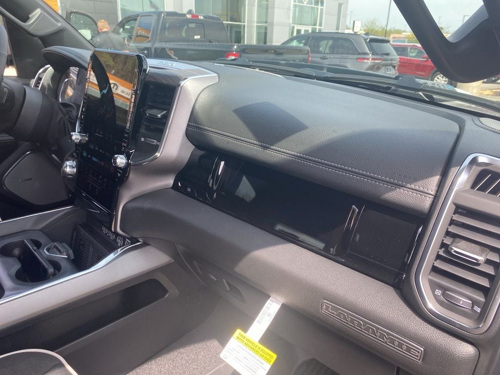 2026 RAM 1500 RAM 1500 LARAMIE CREW CAB 4X4 5'7' BOX