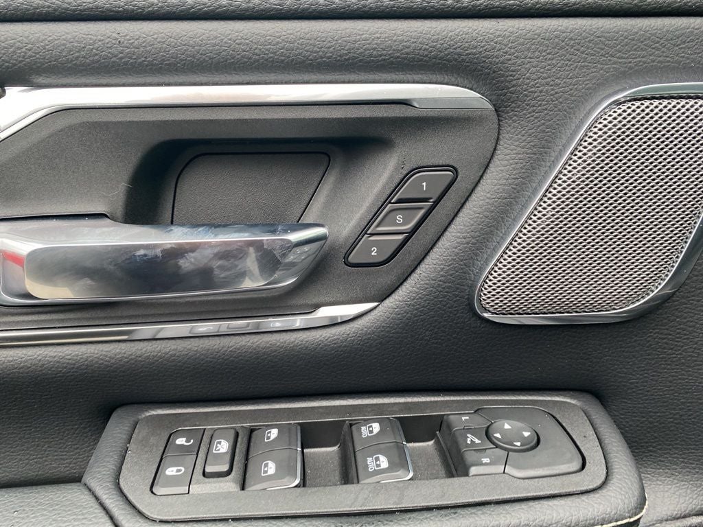 2026 RAM 1500 RAM 1500 LARAMIE CREW CAB 4X4 5'7' BOX