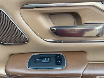 2020 RAM 1500 Laramie Longhorn Crew Cab 4x4 5'7' Box