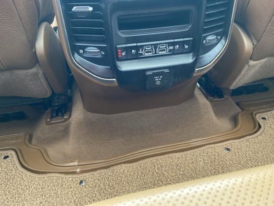 2020 RAM 1500 Laramie Longhorn Crew Cab 4x4 5'7' Box