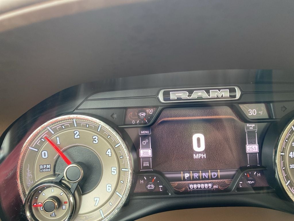 2020 RAM 1500 Laramie Longhorn Crew Cab 4x4 5'7' Box