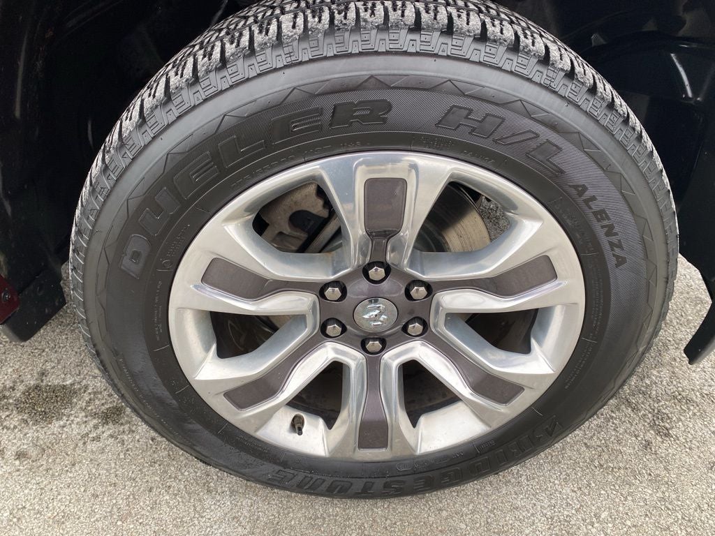 2020 RAM 1500 Laramie Longhorn Crew Cab 4x4 5'7' Box