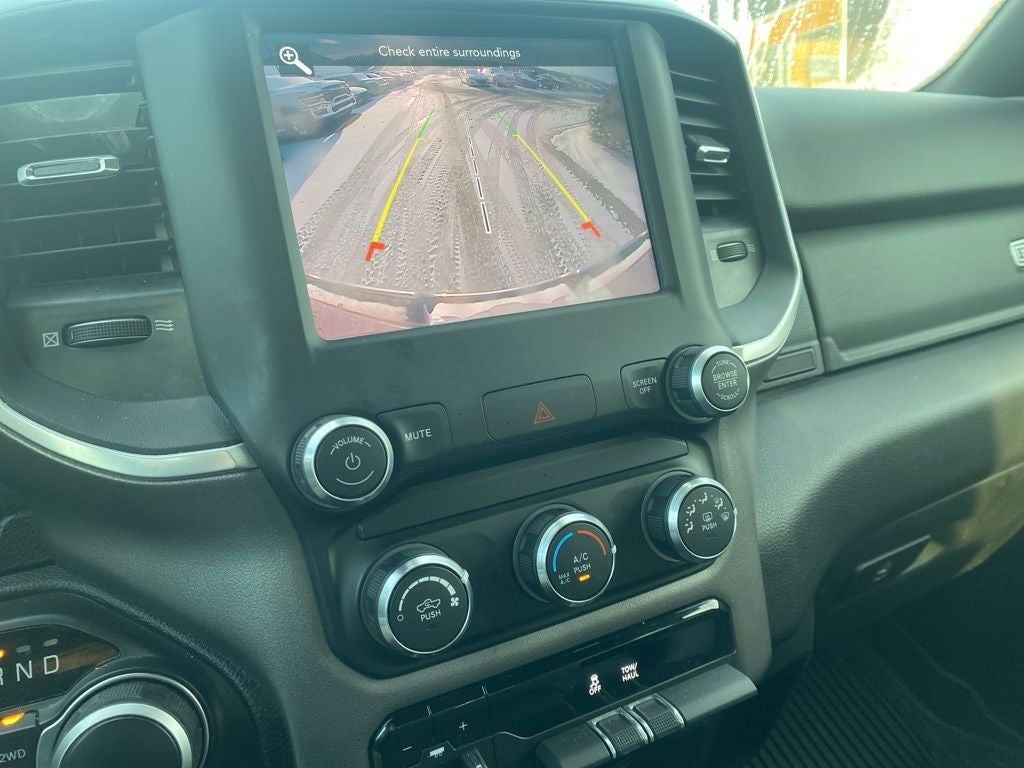 2021 RAM 1500 Big Horn Crew Cab 4x4 6'4' Box