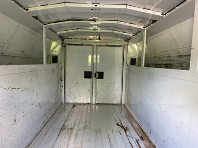 2022 Ford E-350SD Base Cutaway