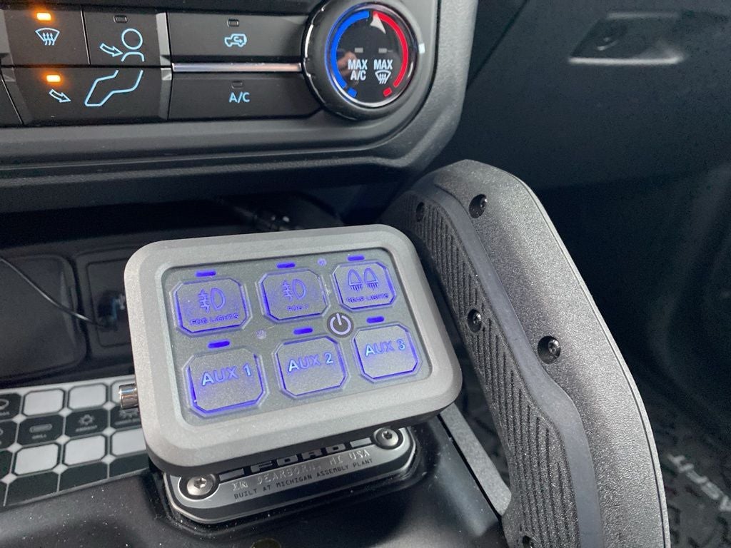 2025 Ford Bronco Base