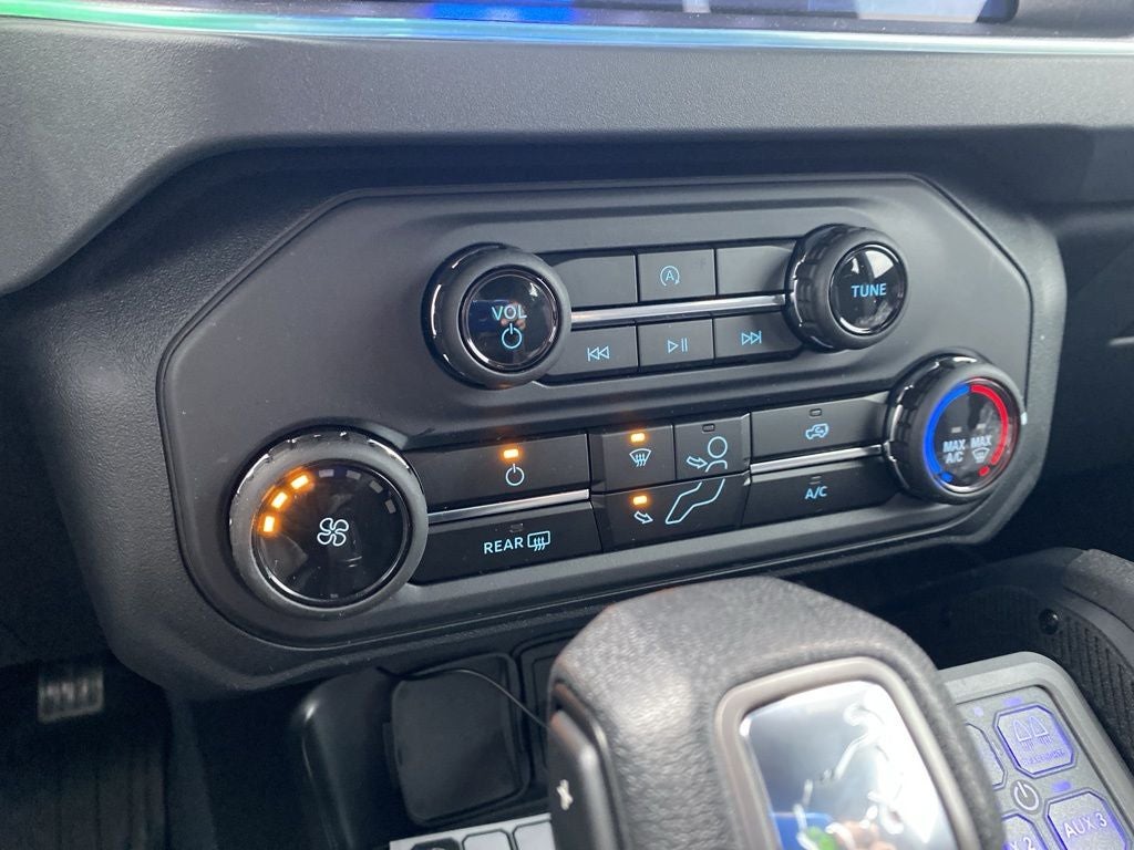 2025 Ford Bronco Base