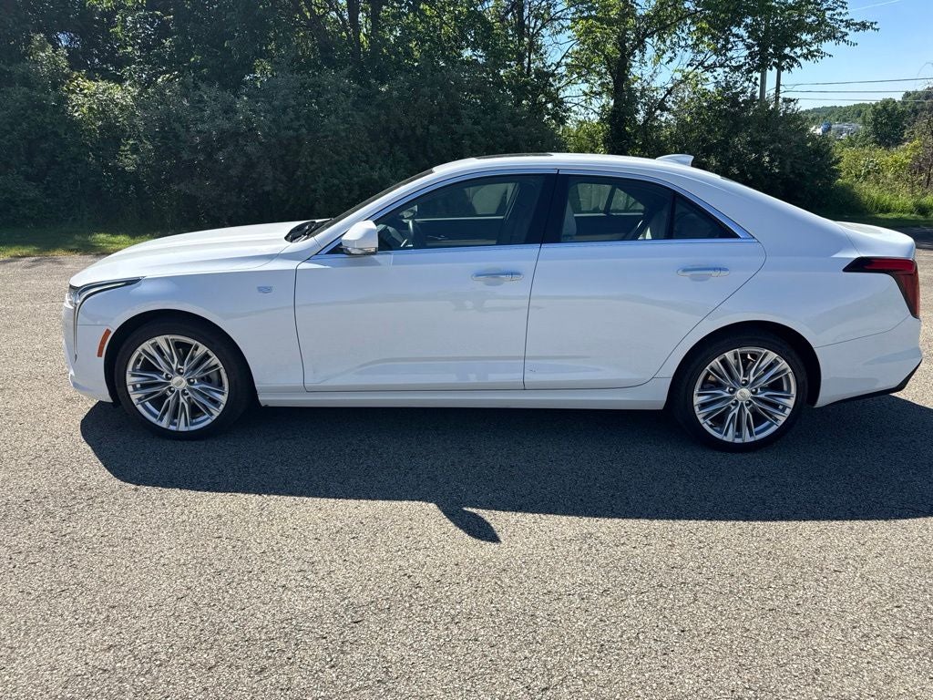 2023 Cadillac CT4 Premium Luxury