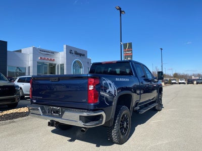 2022 Chevrolet Silverado 2500HD 4WD Crew Cab Standard Bed LT