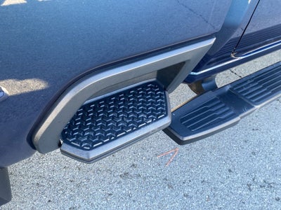 2022 Chevrolet Silverado 2500HD 4WD Crew Cab Standard Bed LT