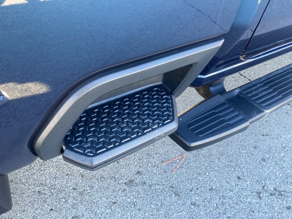 2022 Chevrolet Silverado 2500HD 4WD Crew Cab Standard Bed LT