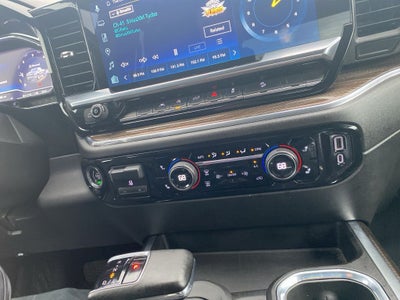 2023 Chevrolet Silverado 1500 4WD Crew Cab Short Bed RST