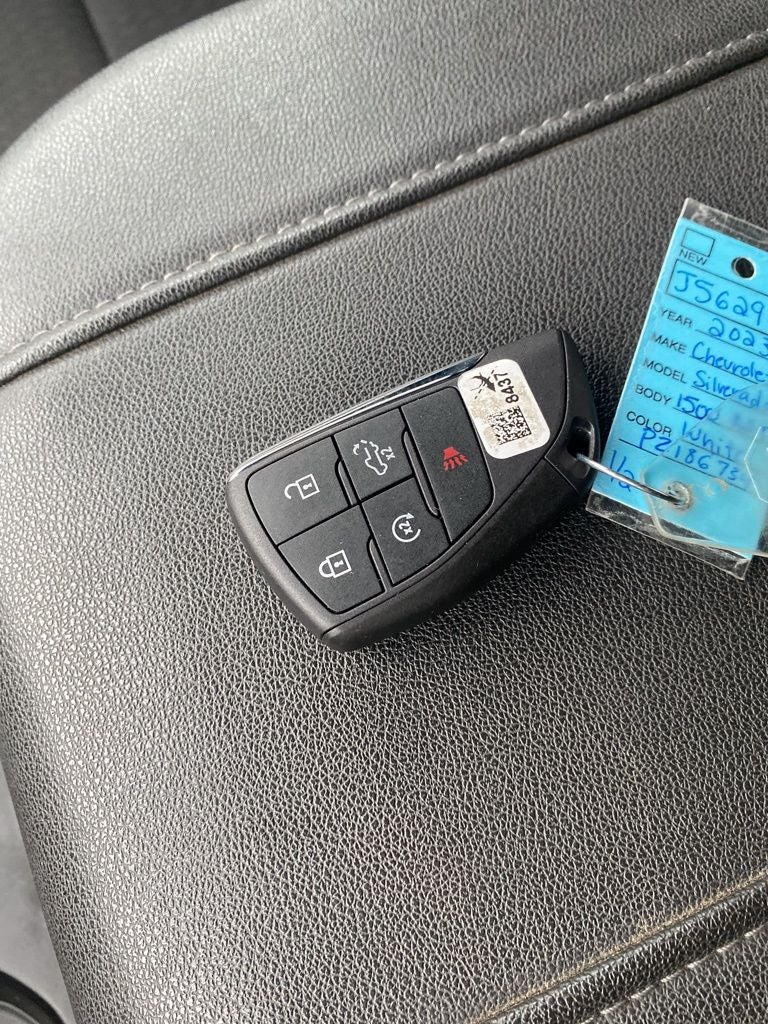 2023 Chevrolet Silverado 1500 4WD Crew Cab Short Bed RST